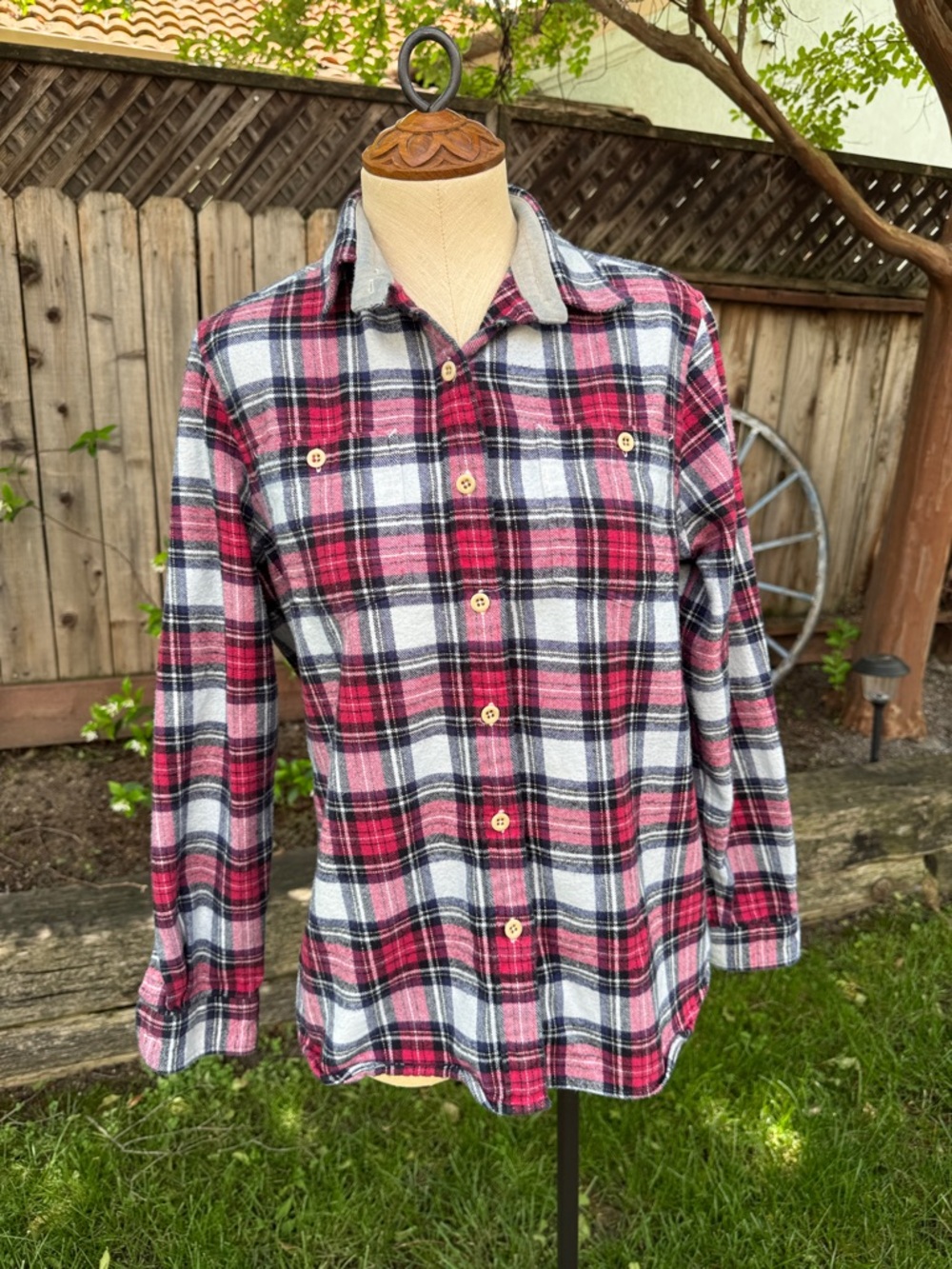 Red Feather Flannels Guideboat Co Red Plaid Tan Elbow Patch Women's Size Large